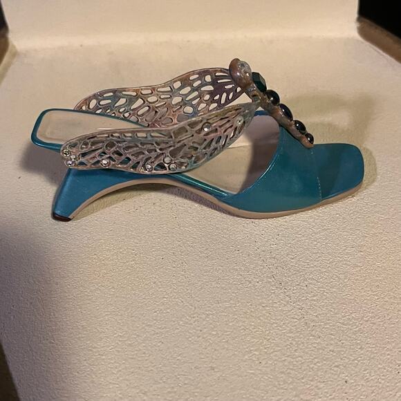 Just the Right Shoe Flight of Fancy Signed by Raine - Picture 8 of 15